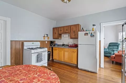132 Hancock St, Everett, MA 02149 photo 4