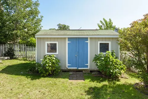 1931 Robeson St, Fall River, MA 02720 photo 5