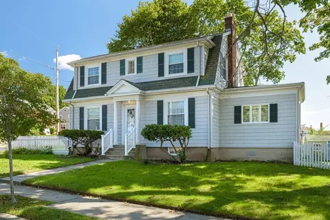 1931 Robeson St, Fall River, MA 02720