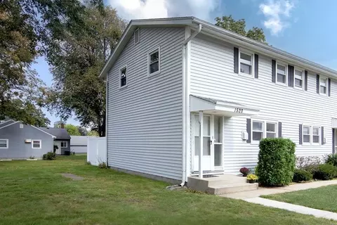 1520 Pendleton Ave #1520, Chicopee, MA 01022