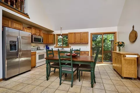 30 Horseshoe Cir, Ware, MA 01082 photo 9