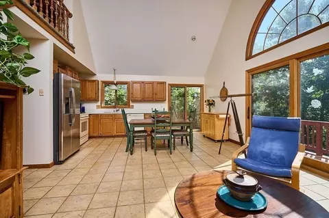 30 Horseshoe Cir, Ware, MA 01082 photo 6