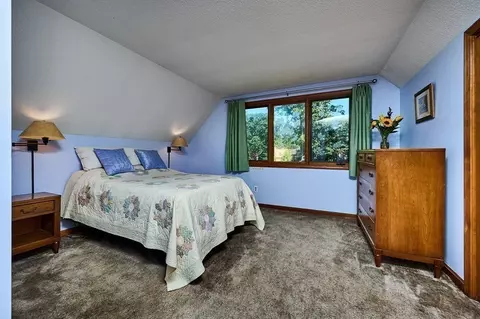 30 Horseshoe Cir, Ware, MA 01082 photo 12