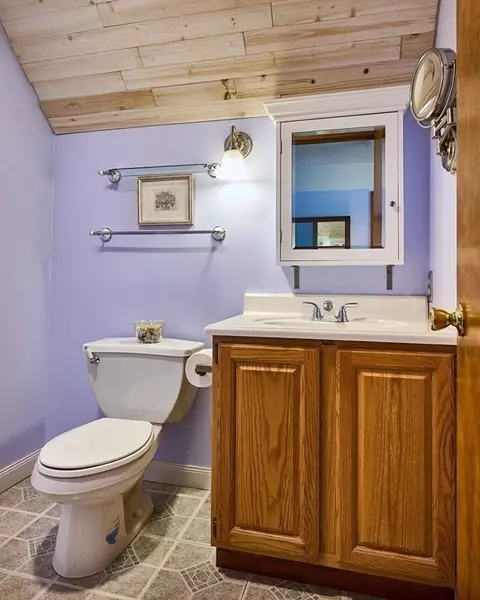 30 Horseshoe Cir, Ware, MA 01082 photo 14