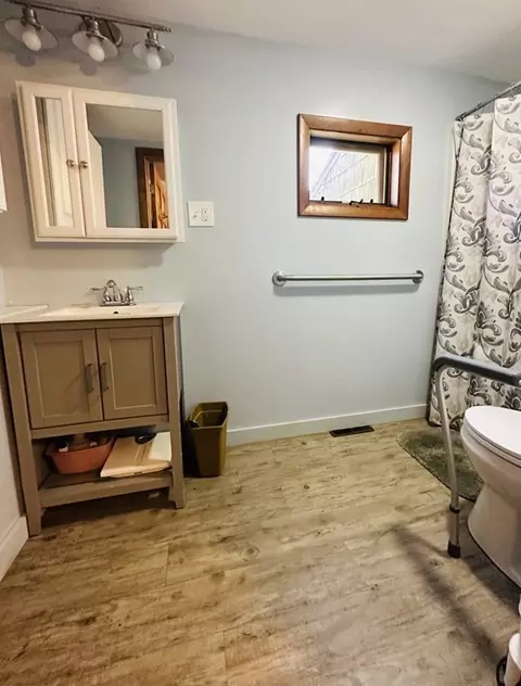 465 E River St, Orange, MA 01364 photo 7