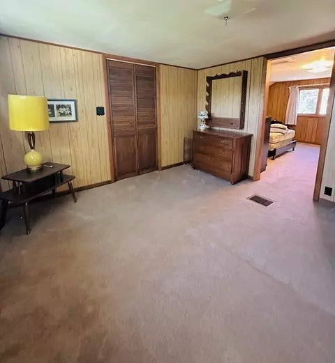 465 E River St, Orange, MA 01364 photo 19