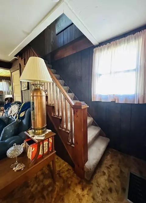 465 E River St, Orange, MA 01364 photo 14