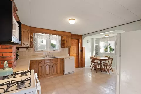 34 Guild Rd, Beverly, MA 01915 photo 15