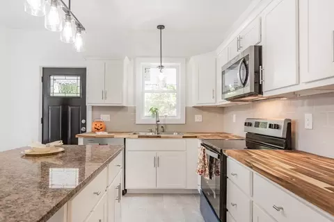 479 Pleasant St, Brockton, MA 02301