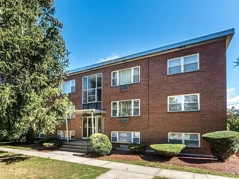 1105 Lexington #10, Waltham, MA 02452