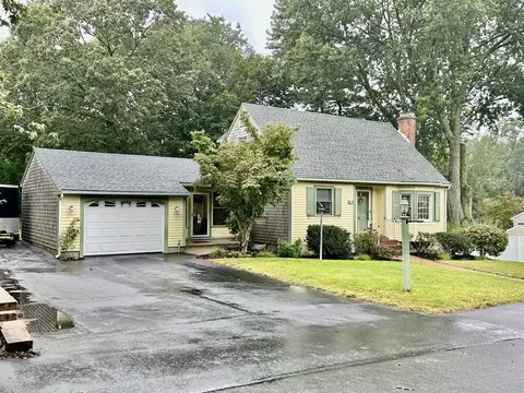 50 Nash Rd, Weymouth, MA 02190