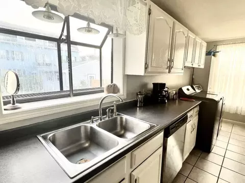 346 Durfee St #2, Fall River, MA 02720 photo 5