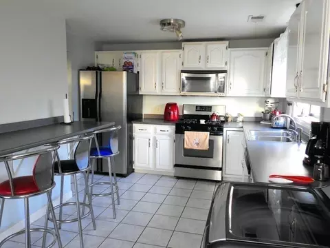 346 Durfee St #2, Fall River, MA 02720 photo 8