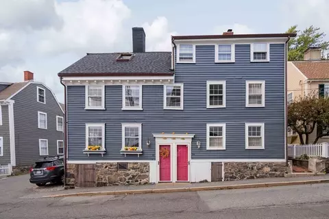 82 Front St #82, Marblehead, MA 01945