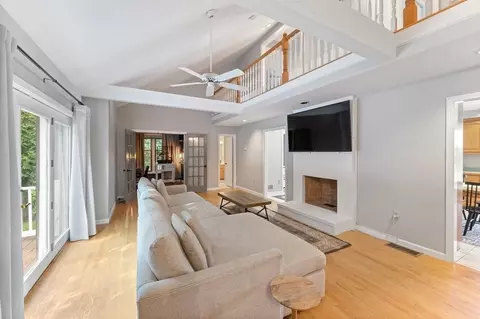 9 Bailin Dr, Worcester, MA 01604 photo 12
