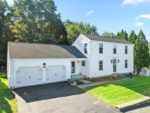 9 Bailin Dr, Worcester, MA 01604 photo 2