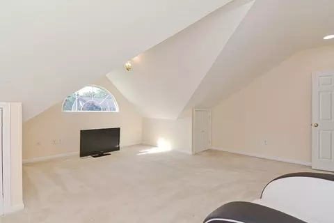 4 Valente Dr, Worcester, MA 01604 photo 27