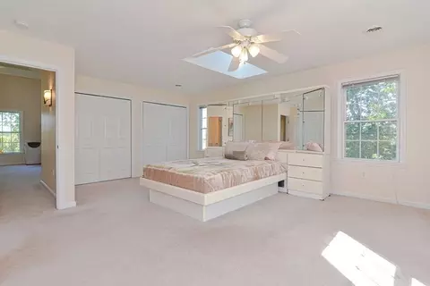 4 Valente Dr, Worcester, MA 01604 photo 20