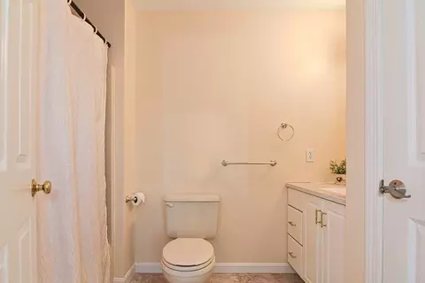4 Valente Dr, Worcester, MA 01604 photo 24