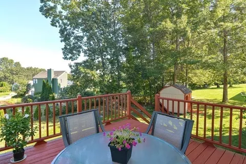 4 Valente Dr, Worcester, MA 01604 photo 32