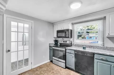 140 Talbot Rd, Springfield, MA 01119 photo 12