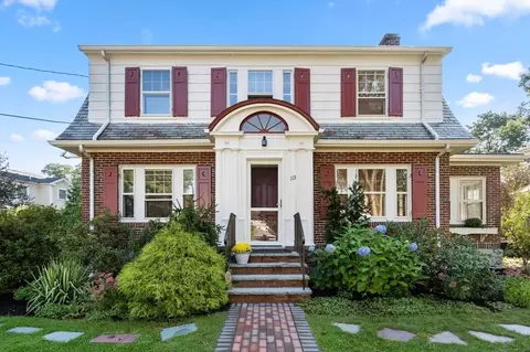 113 Greenlawn Ave, Newton, MA 02459