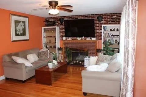55 Bennett St, Chicopee, MA 01013 photo 15