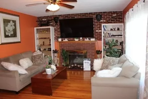 55 Bennett St, Chicopee, MA 01013 photo 13