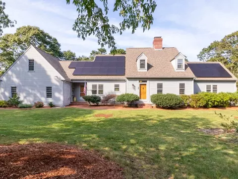 26 Village Dr, Sandwich, MA 02537