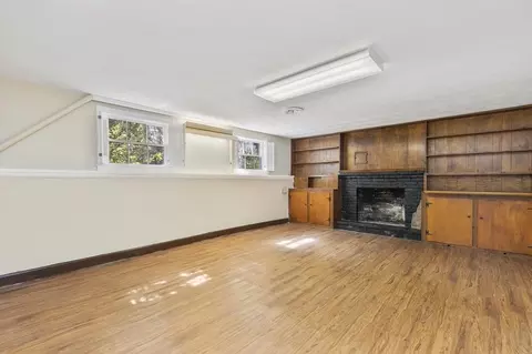 202 Hale St, Beverly, MA 01915 photo 17