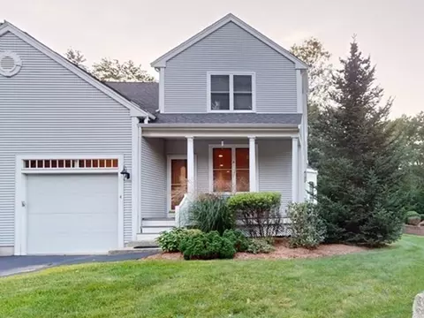 4 Steeple Chase Cir #4, Attleboro, MA 02703