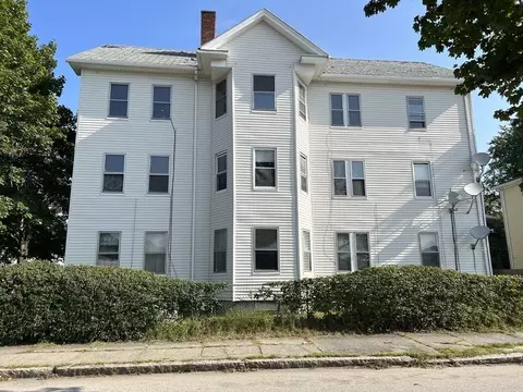 2 Stevens Rd, Worcester, MA 01603