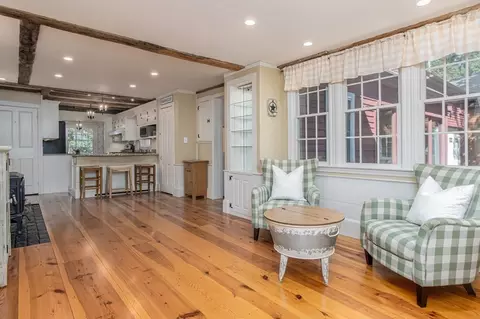 601 Main St, Dunstable, MA 01827 photo 5