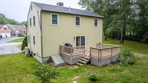 3 Open Hearth Dr, Wareham, MA 02576 photo 6
