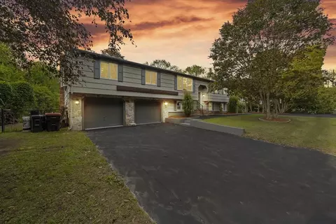 1177 W Elm Street Ext, Brockton, MA 02301