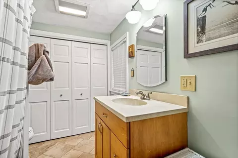 27 Bertram St, Beverly, MA 01915 photo 16