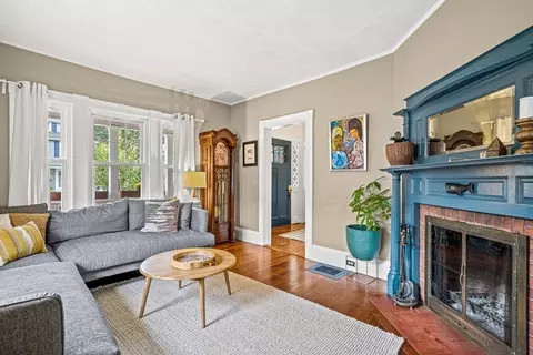 27 Bertram St, Beverly, MA 01915 photo 5