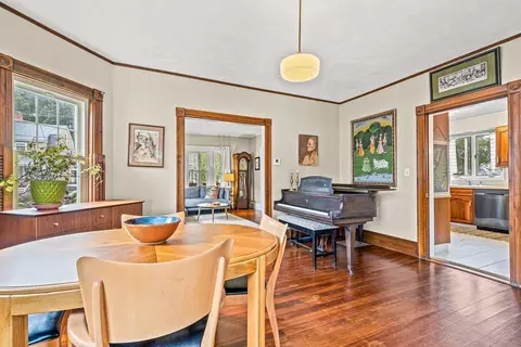 27 Bertram St, Beverly, MA 01915 photo 8
