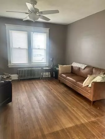 63 Merrimac Ave, Springfield, MA 01109 photo 5