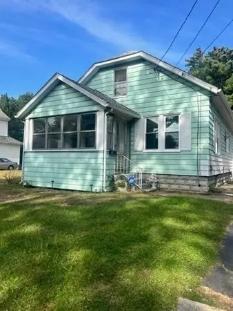 63 Merrimac Ave, Springfield, MA 01109 photo 2
