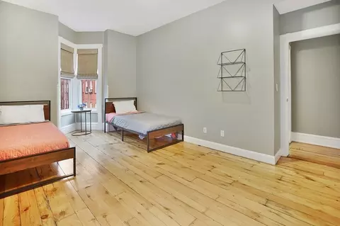 64 Temple St, Springfield, MA 01105 photo 27