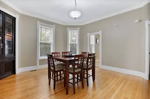 64 Temple St, Springfield, MA 01105 photo 6