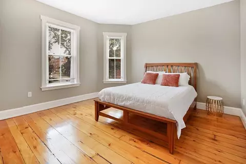 64 Temple St, Springfield, MA 01105 photo 31