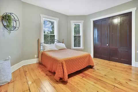 64 Temple St, Springfield, MA 01105 photo 22