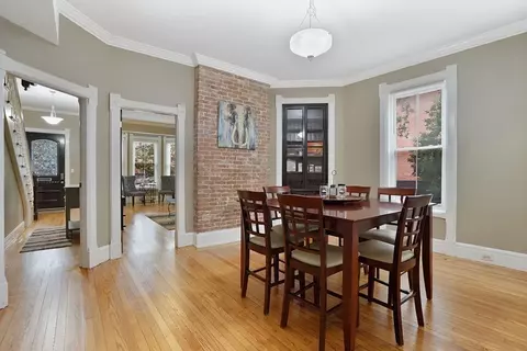 64 Temple St, Springfield, MA 01105 photo 5
