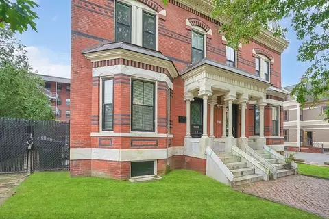 64 Temple St, Springfield, MA 01105 photo 41