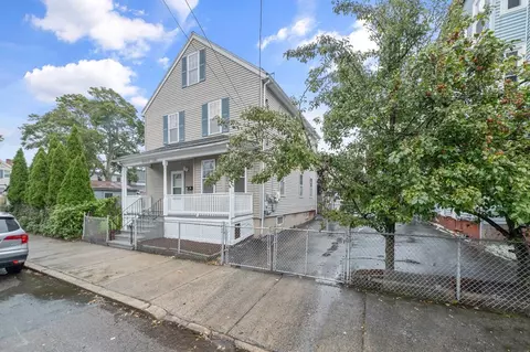 59 Cedar St, Lynn, MA 01905 photo 2