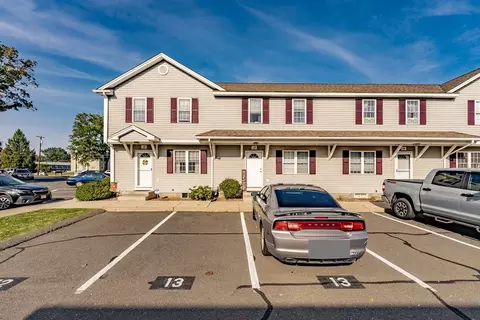 139 Union St #13, Westfield, MA 01085