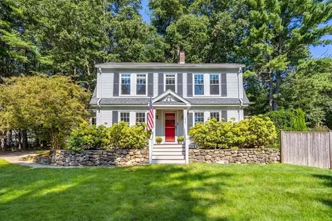 216 School St, Acton, MA 01720