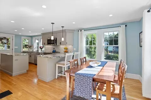 216 School St, Acton, MA 01720 photo 4